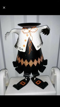 Very cute large Halloween candle holder