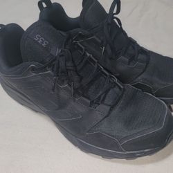 Adidas Terrex  Size 12