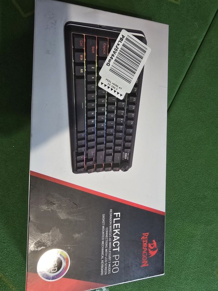 Redragon K708 Pro Wireless Mechanical Gaming Keyboard

