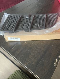 Left  Side Hood Air Vent Grille Trim For 2006-2012 Mercedes Benz W164 ML GL CO