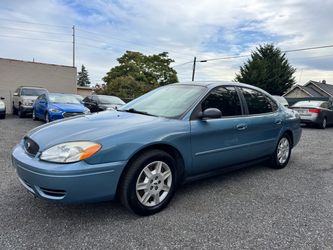 🚗 2007 Ford Taurus SE Sedan | 146k Miles  Looking for a dependable car? This Taurus runs and drives great and is ready for its next owner.  ✅ Clean t
