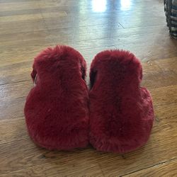 Maroon House Shoes, 
