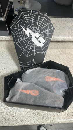 Goth Money G star 1 Size 12