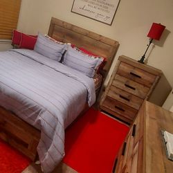 Queen Size Bedroom SET 