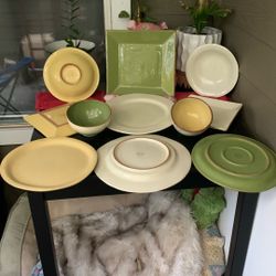 Expensive China  The Brand Is  ( VIETRI ). Made In ITALY