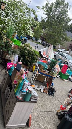 Huge everything must go sale