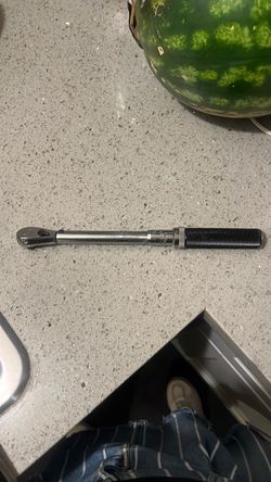 Click-Type Torque Wrench