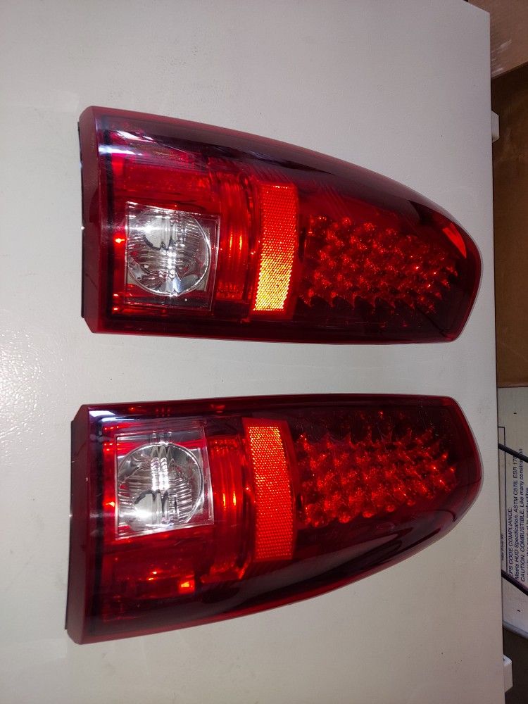 2003-2006 GMC and Chevy Truck LED taillights
