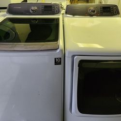 Very Nice Washer And Electric Dryer Matching Set 