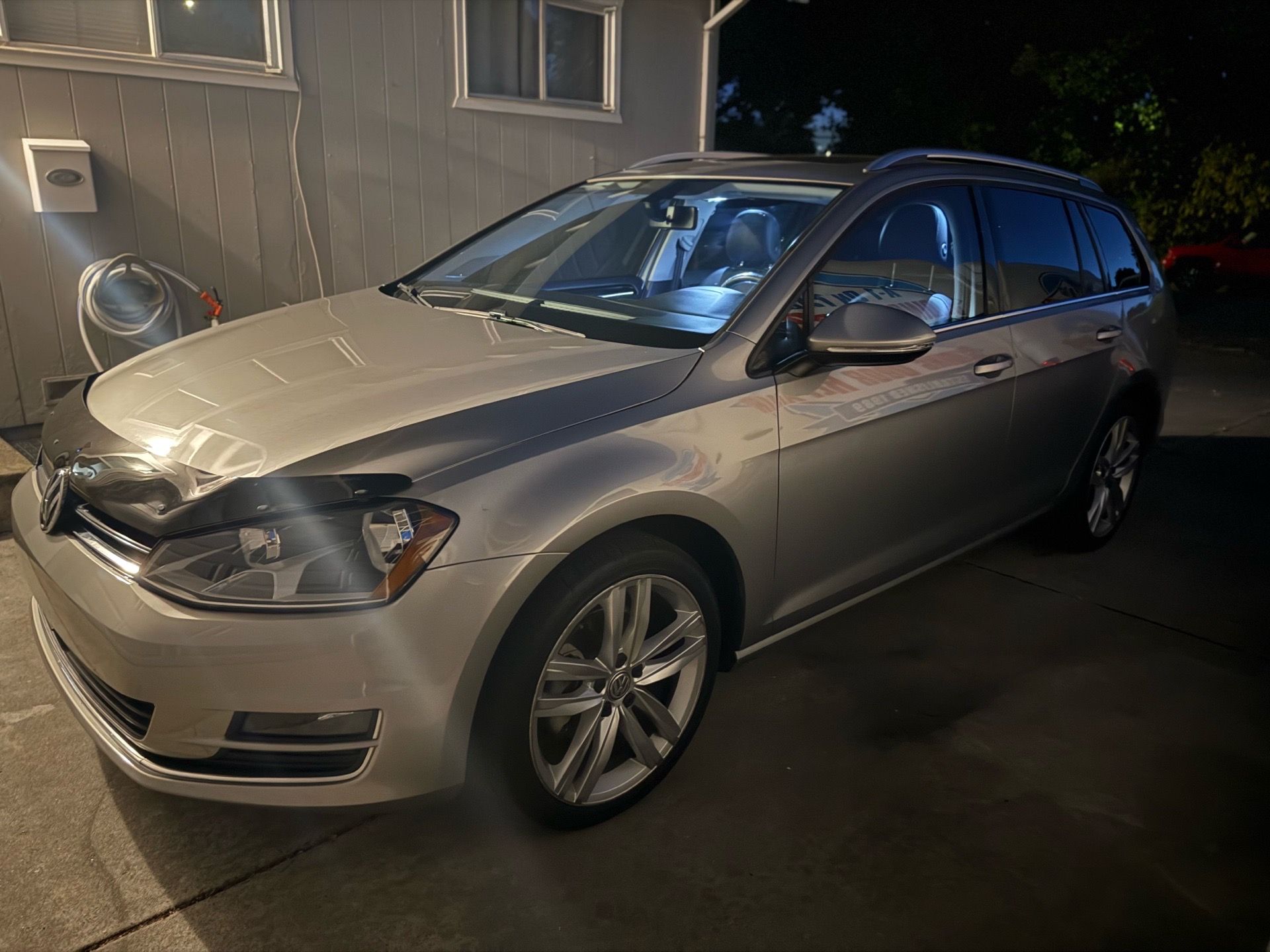 2017 Volkswagen Golf SportWagen
