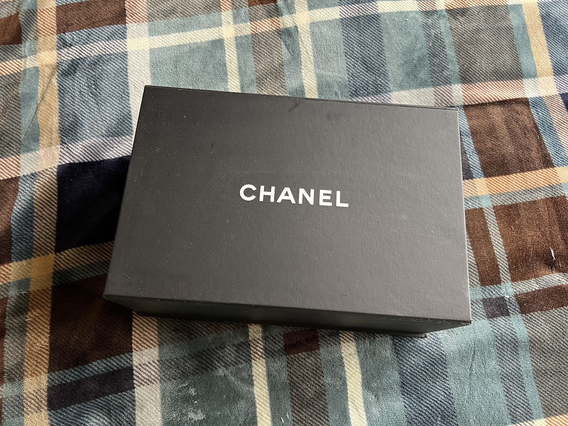 Chanel gift box for purse/shoes/clothing - 30.5*20.5*11.5cm for