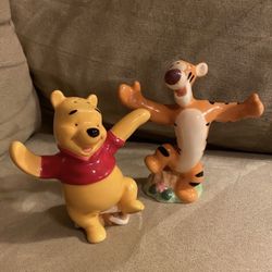 Disney Winnie The Pooh and Tigger Salt & Pepper Shaker Set