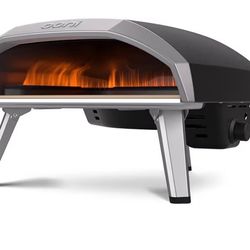 OONI  Outdoor Pizza Oven with Propane Tank