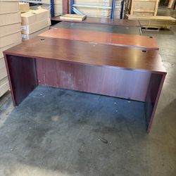 L-Shaped Desks And Cabinets And Regular Desks For Sale