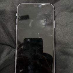 iPhone 11 – 64GB – Purple – Fully Unlocked 📱