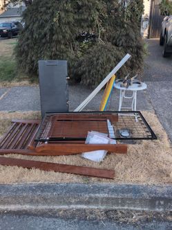 Free crib and other things