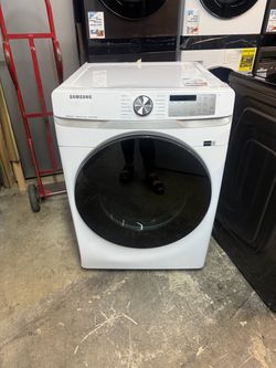 Samsung - 7.5 Cu. Ft. Stackable Smart Gas Dryer with Steam Sanitize+ - White 😍