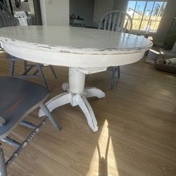 Wood Table And 4 Chairs 