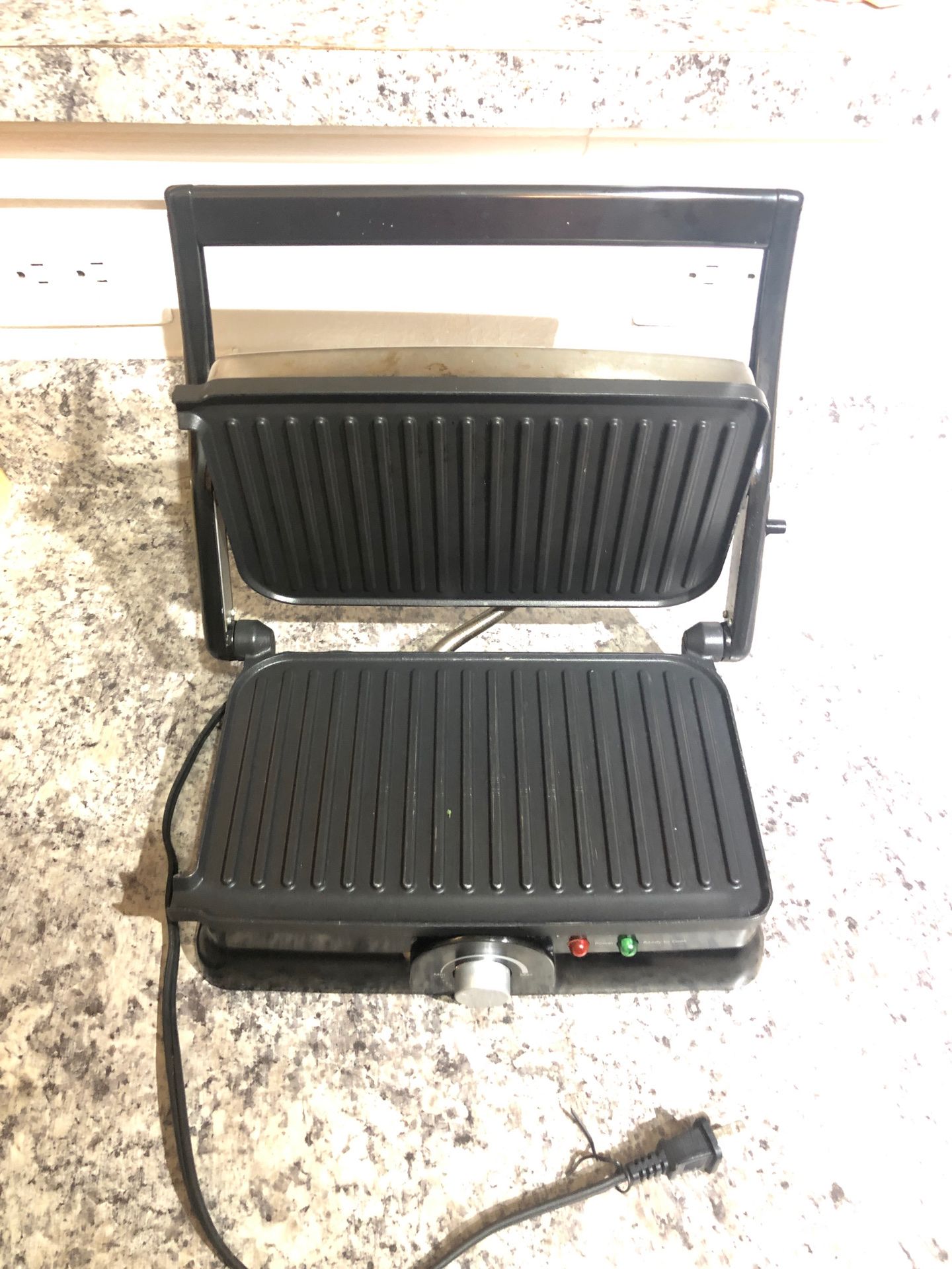 Panini maker and grill