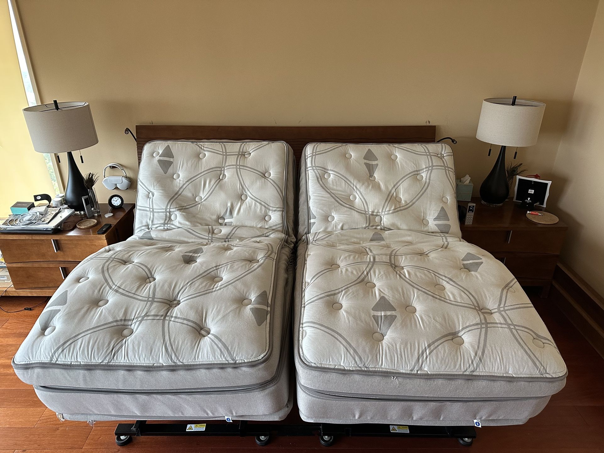 Sleep Number i10 Split King Mattress with Base