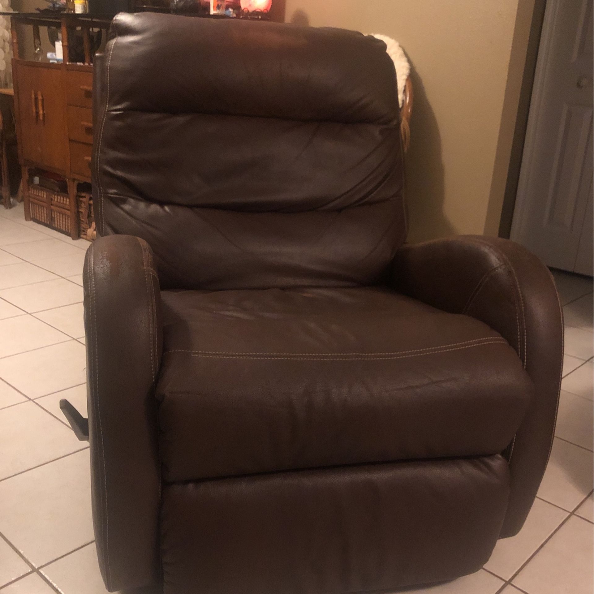 Dark Brown recliner  in very good shape