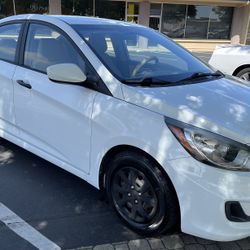 2012 Hyundai Accent