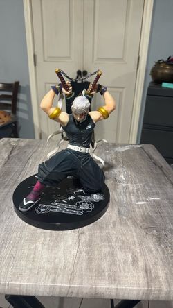 Tengen Uzui Demon Slayer Anime Figure