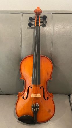 Lewis #80 “The Orchestra” 3/4 violin