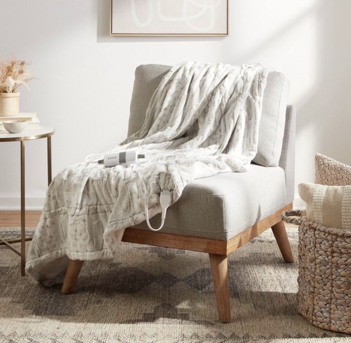 Threshold Faux fur electric throw blanket— snow leopard