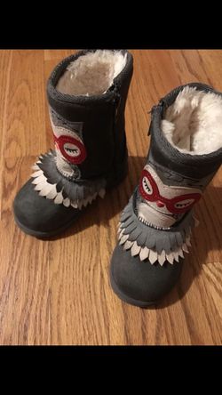 Size 7 toddler boots