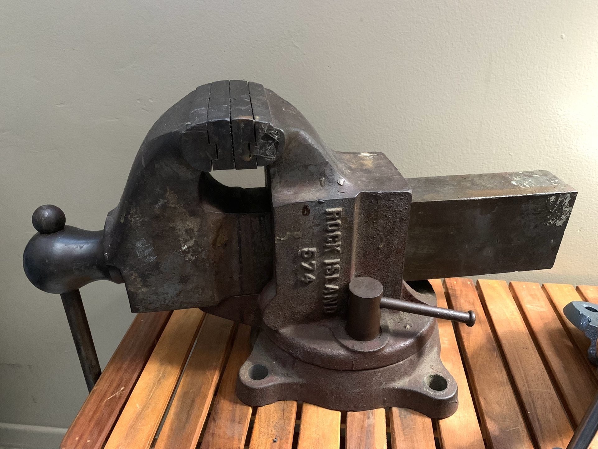 Rock Island 574 vise