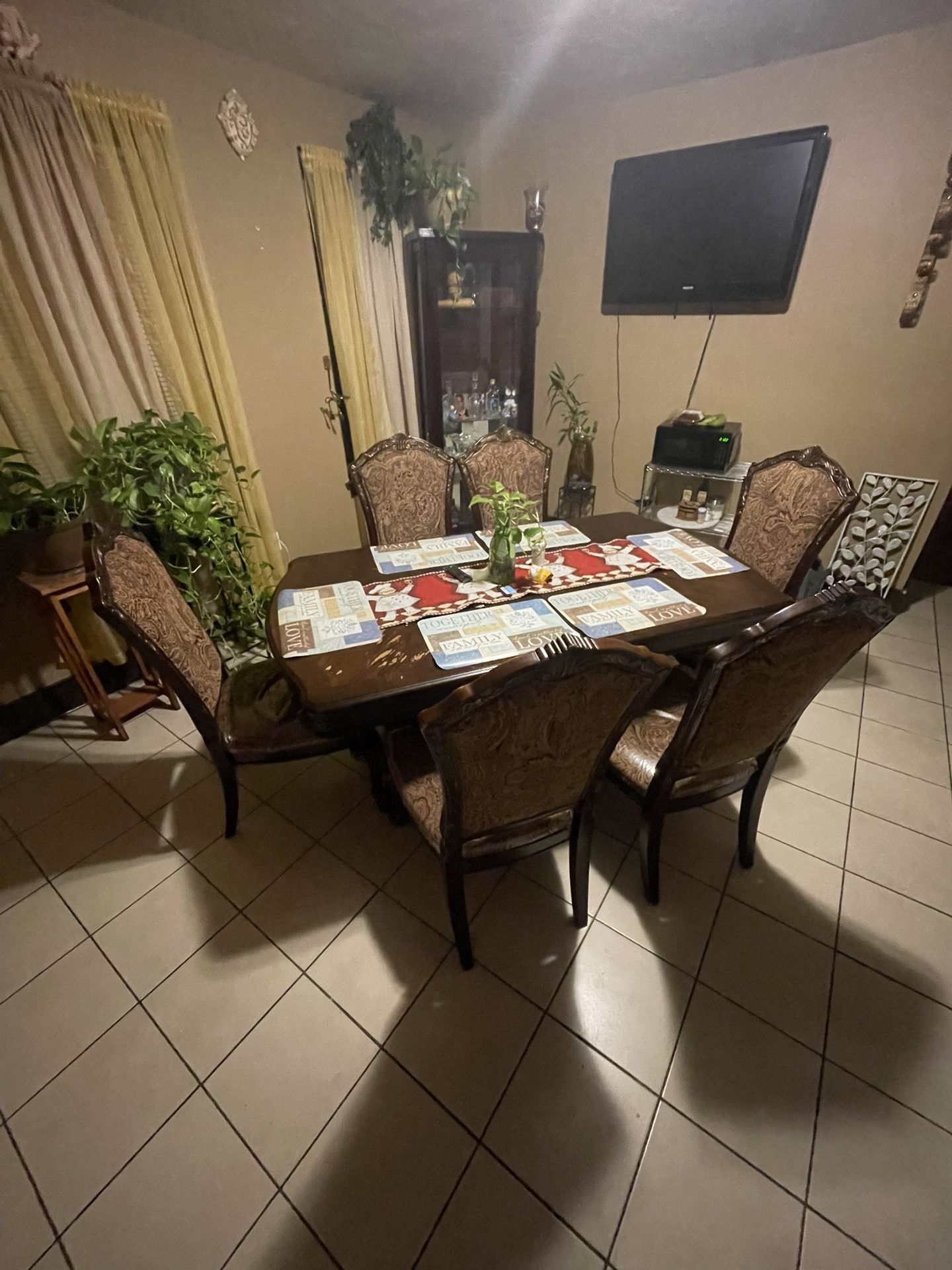 Dining Room table 