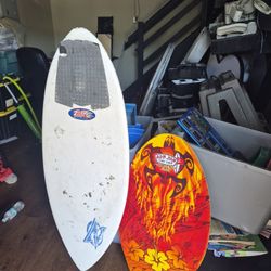 2 Skimboards (Description)