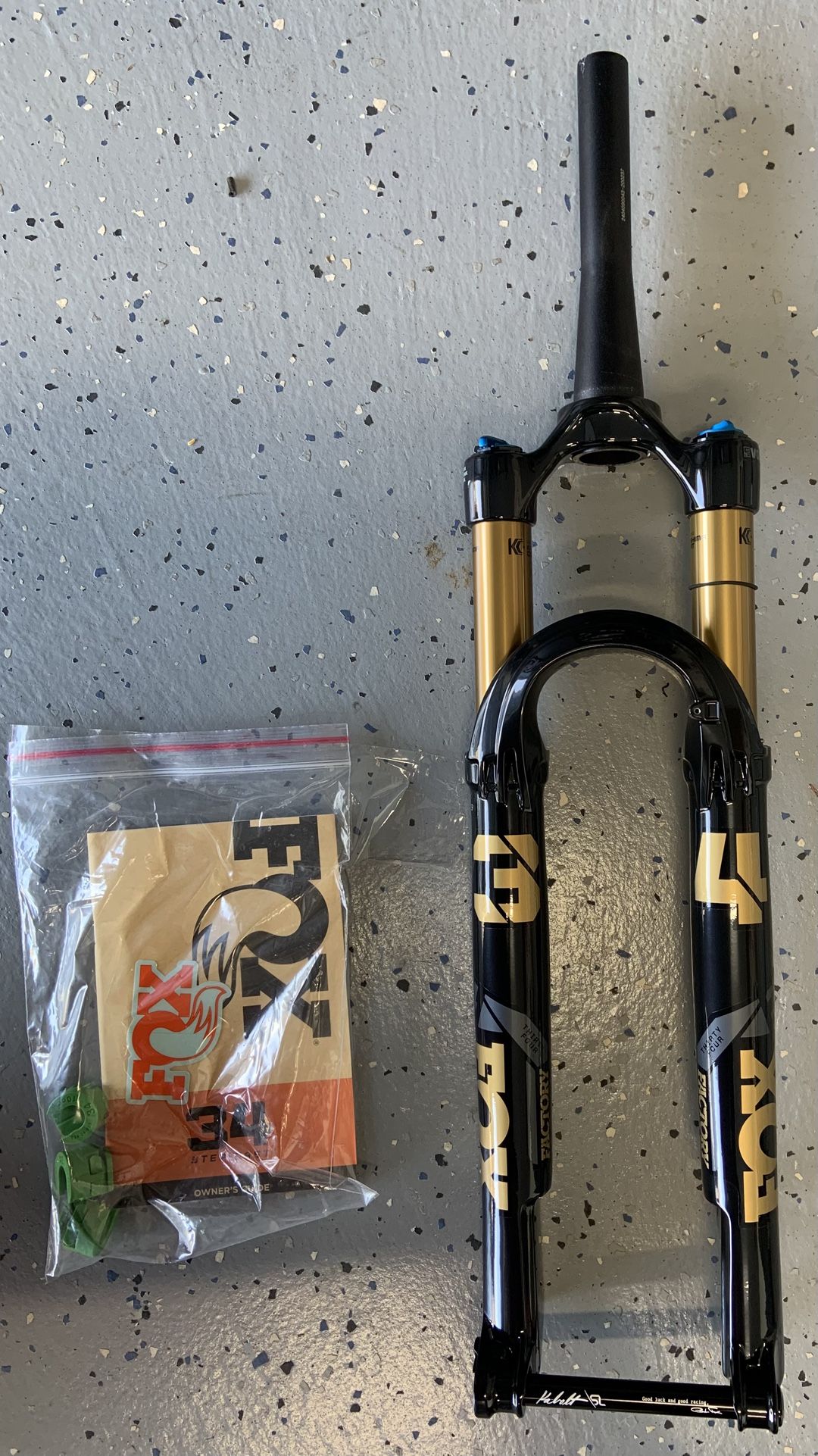 2025 Fox 34 Factory Step-Cast GRIP SL (BRAND NEW) 