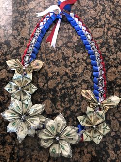 Graduation leis