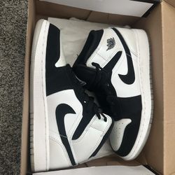 Air Jordan 1s Diamond Edition 