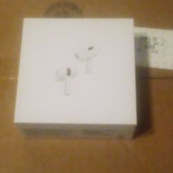  Apple Airpods Pro $60
