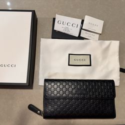 Gucci Microguccissima Black Zip Around with front snap wallet