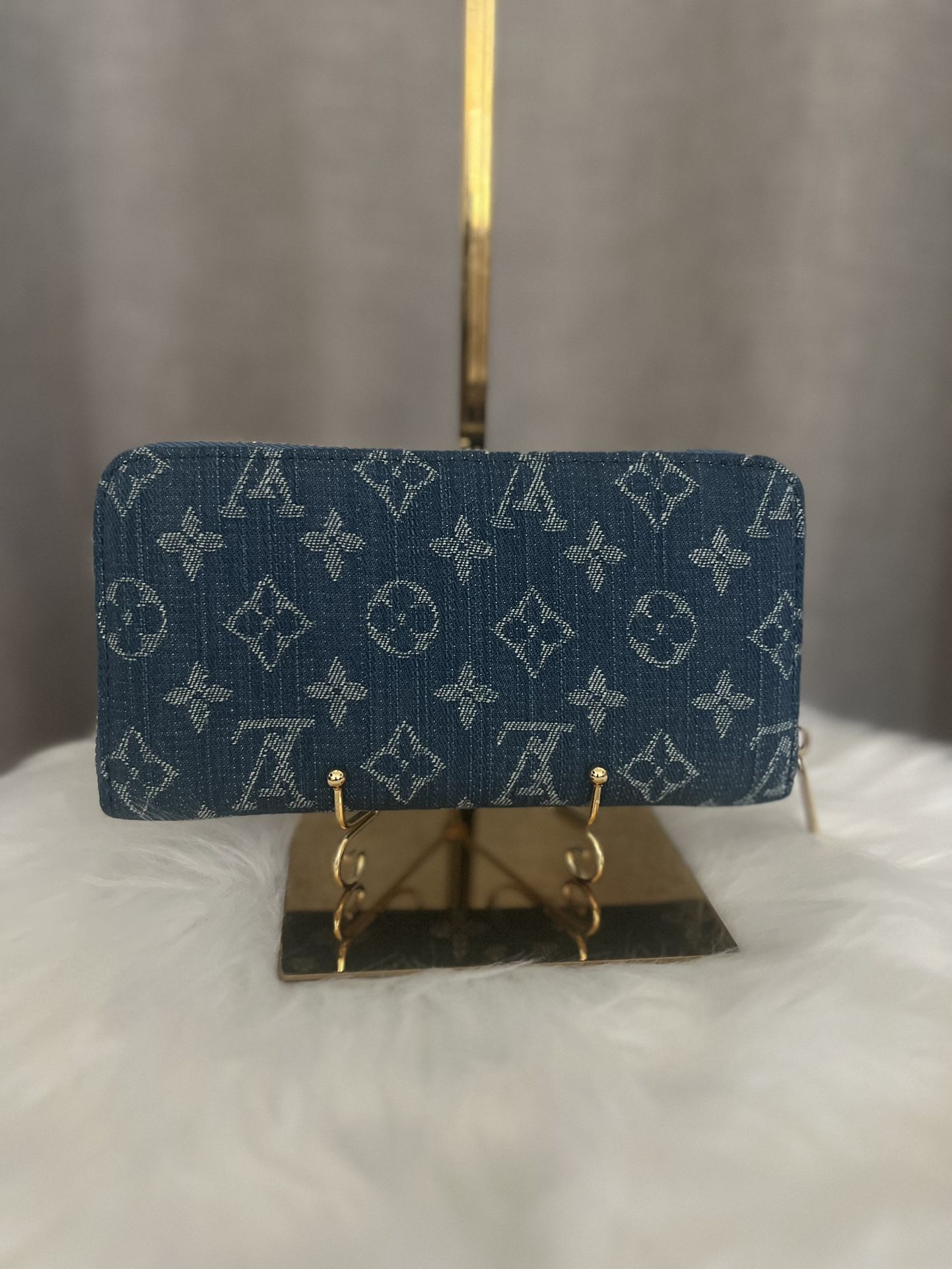 Denim zippy Long Wallet Brand New