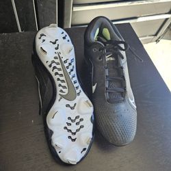 Nike Metal Cleats Size 10 Womans