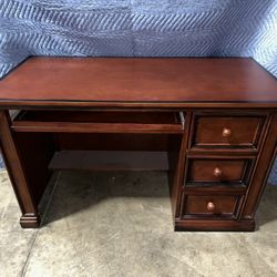 Winners Farmhouse Bay Chocolate Desk
