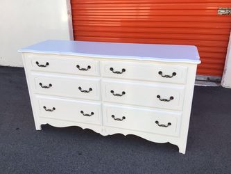 Ethan Allen dresser solid wood
