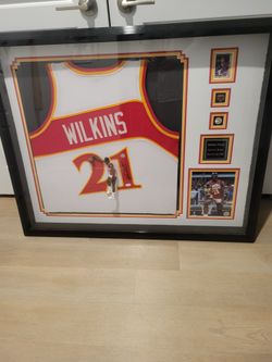 Signed Framed Jersey Dominique Wilkins