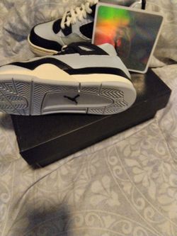 Jordan 4 Retro (PS) Size 13c