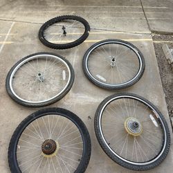 Bike wheels and tires