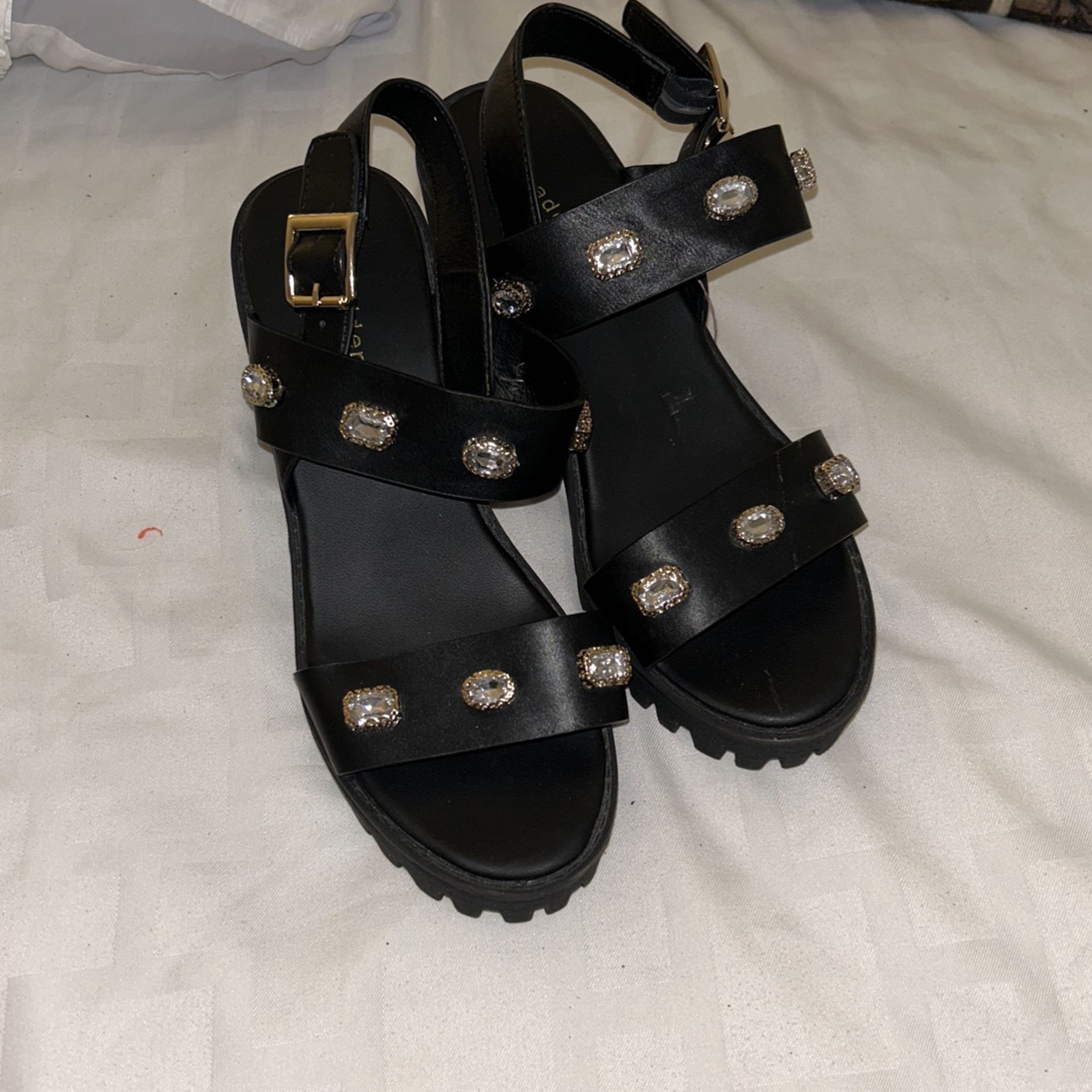 Size 7.5 Women’s Madden Shoes