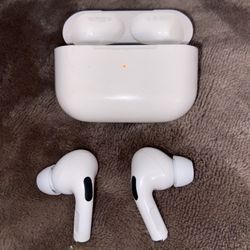 Gently Used AirPods Pro 