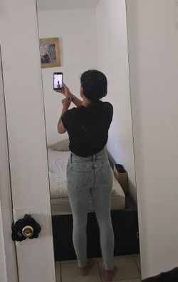 Stretch Skinny Jeans - size 4