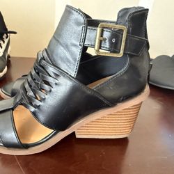 Size 6 Maurice’s Women Shoes 