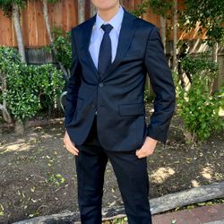 Kenneth Cole Awearness Suit